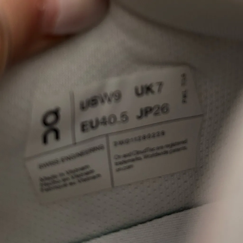 On Cloud Roger Centre Court Sneakers White Size 9 - Image 5