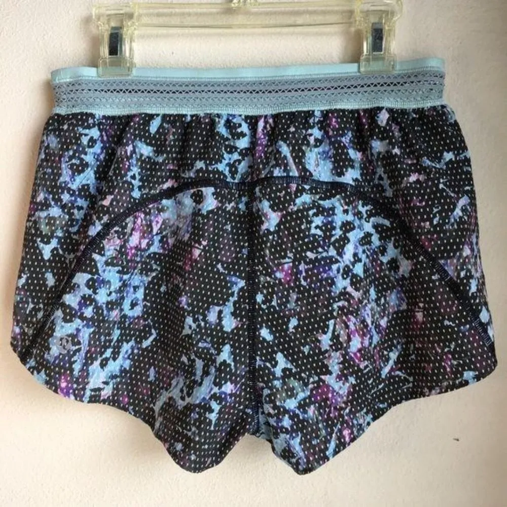 Lululemon  Split Second Shorts Floral Sport Tranquil Blue Multi Running Workout 4 - Image 3