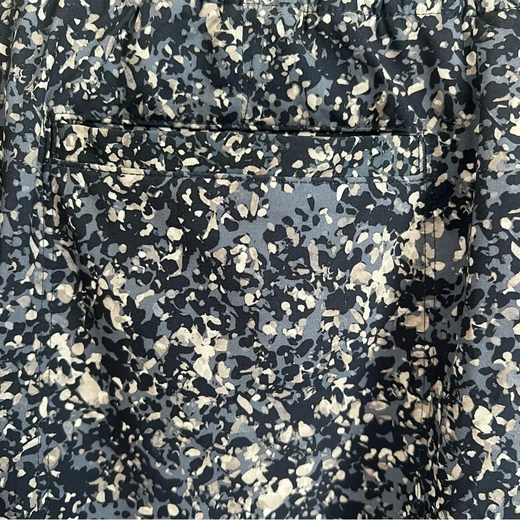 Athleta Blue and Grey Speckled Midtown Skort Size 4 - Image 5