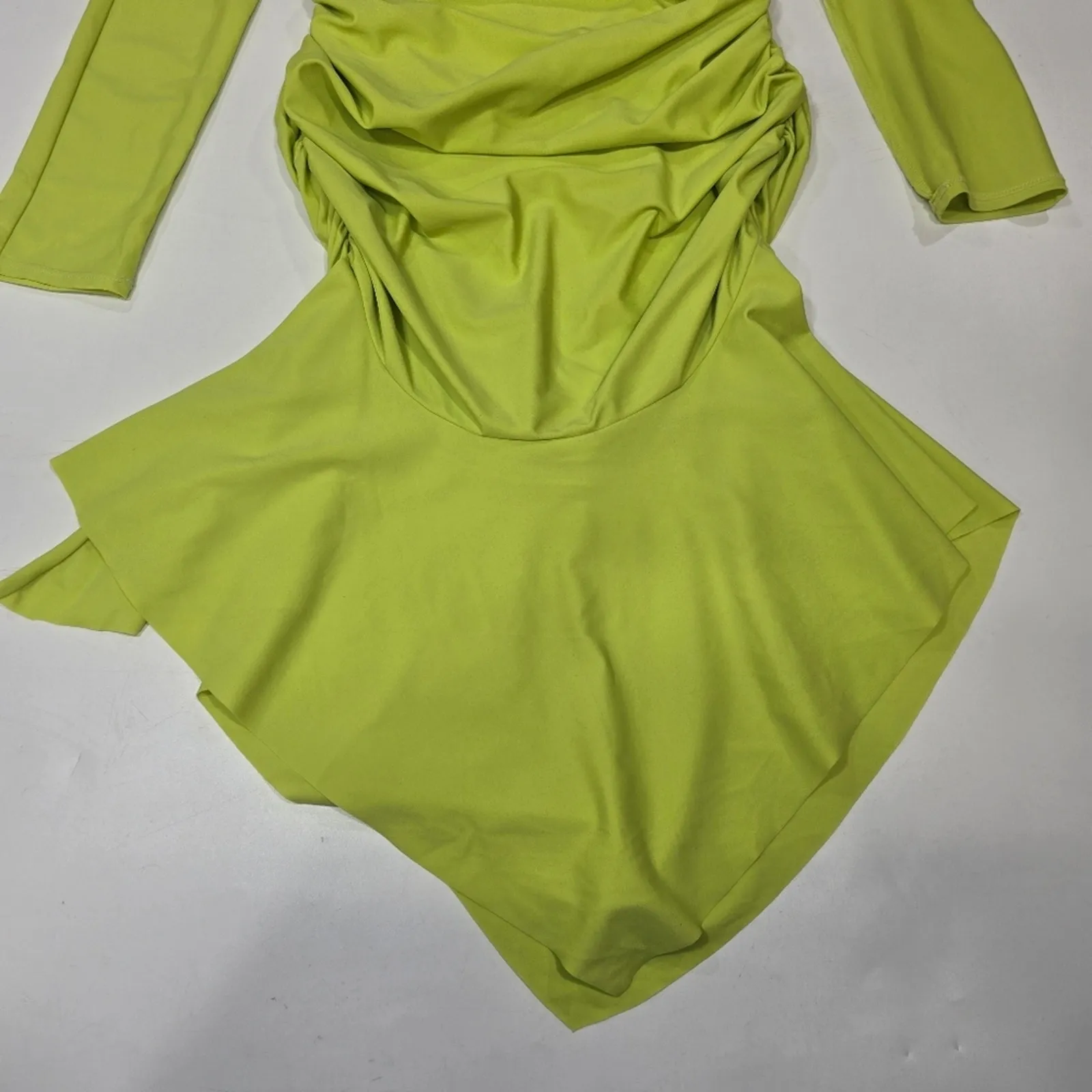 L'Academie Cachet Mini Dress in Chartreuse Small - Image 4