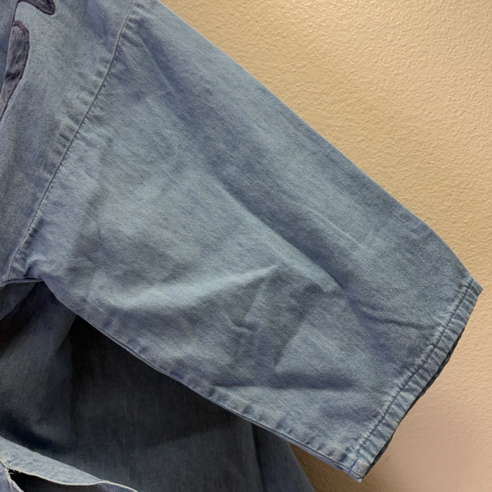 VTG Alfredos Wife Top Womens XL Blue Denim Art to Wear Applique Musician Boho - Image 5