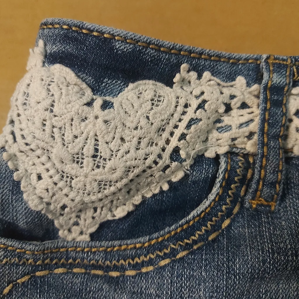 Hot Kiss Cici Embroidered Heart Short 7 Boho Rocker Summer Festival Biker Hippie - Image 5