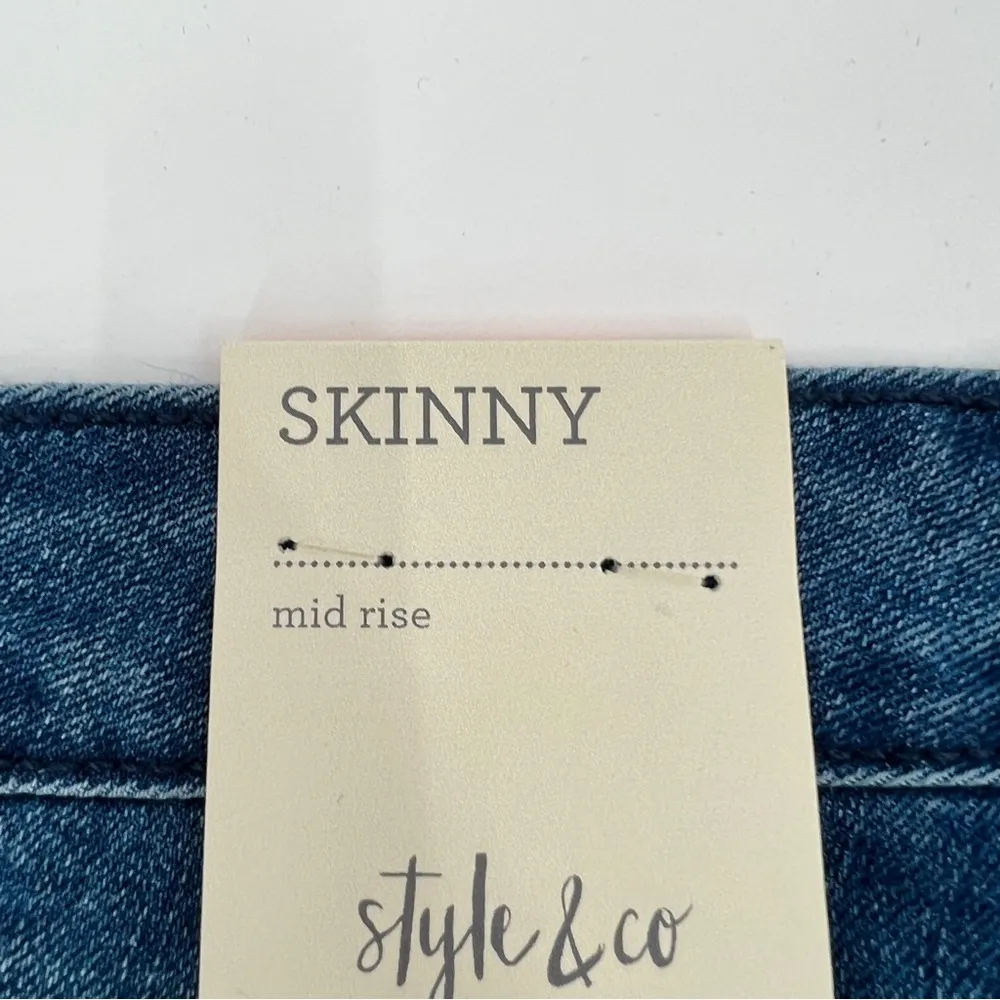 Style & Co Curvy Skinny Mid Rise Jeans in Exile Wash Size 24W NWT - Image 11