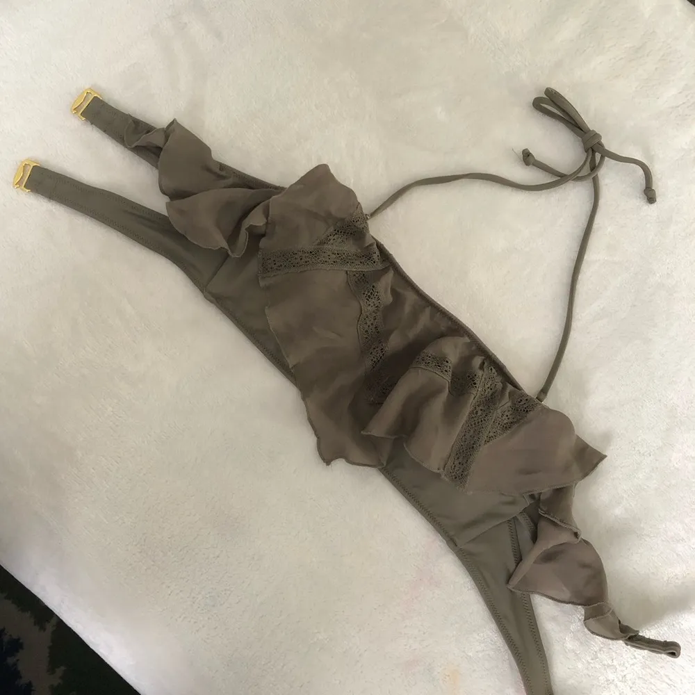 Victoria’s Secret swim wear bikini bra, size small P - Image 3