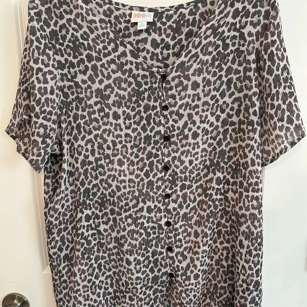 LuLaRoe Women's XL Animal Print Button-Up Top Multicolor size XL - Image 2