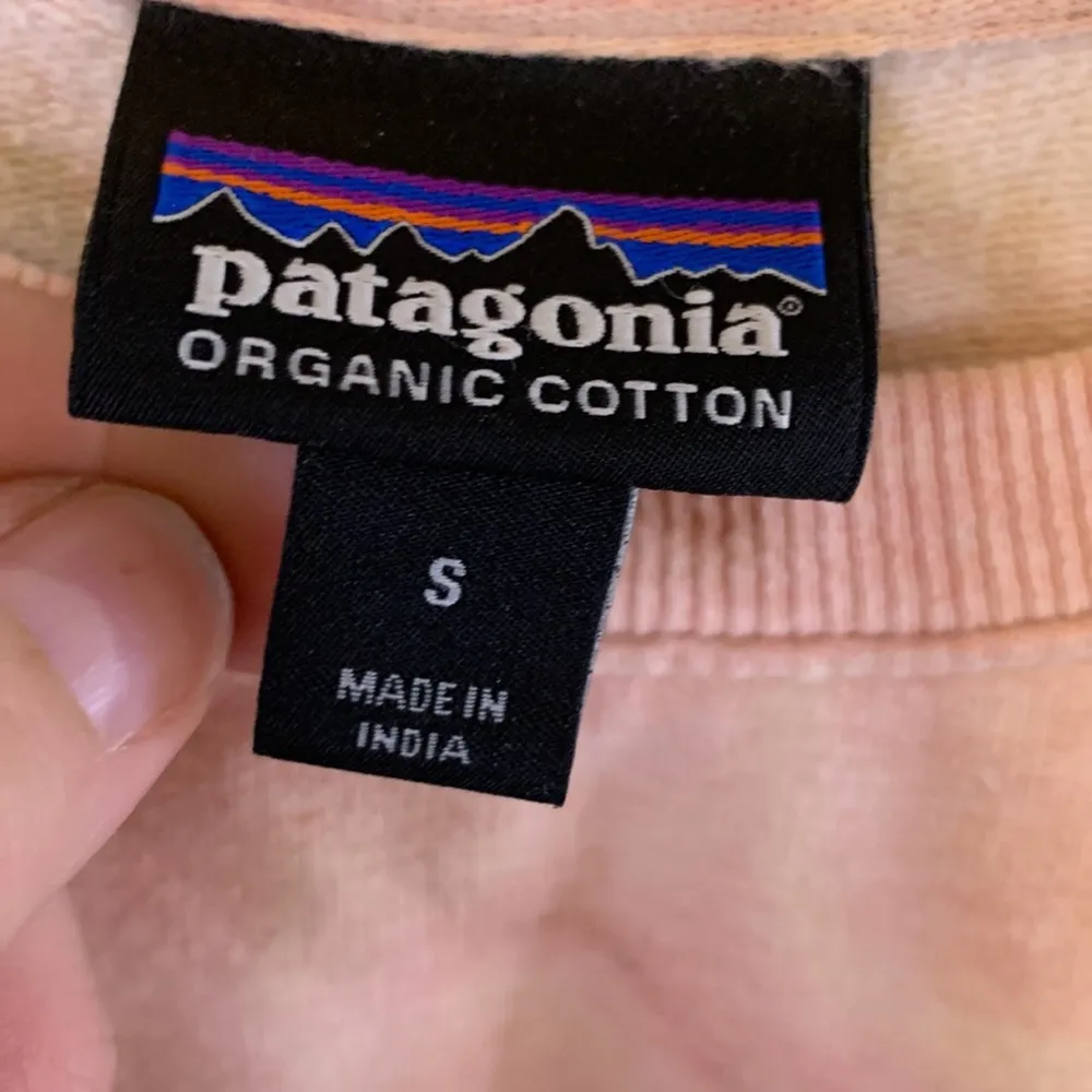 Patagonia Tie Dye Cropped Sweatshirt with Logo on Front Size S - Image 2