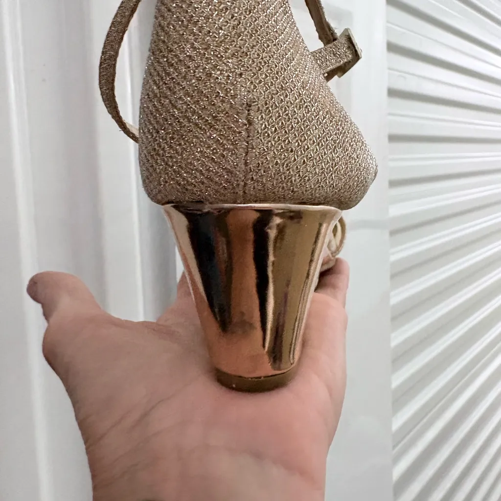Me Too Gold Strappy Heels with Shimmer Glow Copper Wedge Soles 7.5 - Image 2