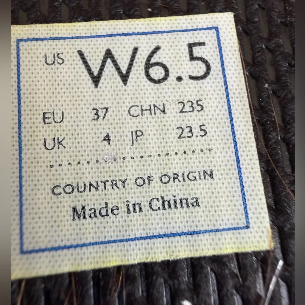 Rothys Special Edition Metallic Lattice Navy Blue Flats Womens size 6.5 - Image 6