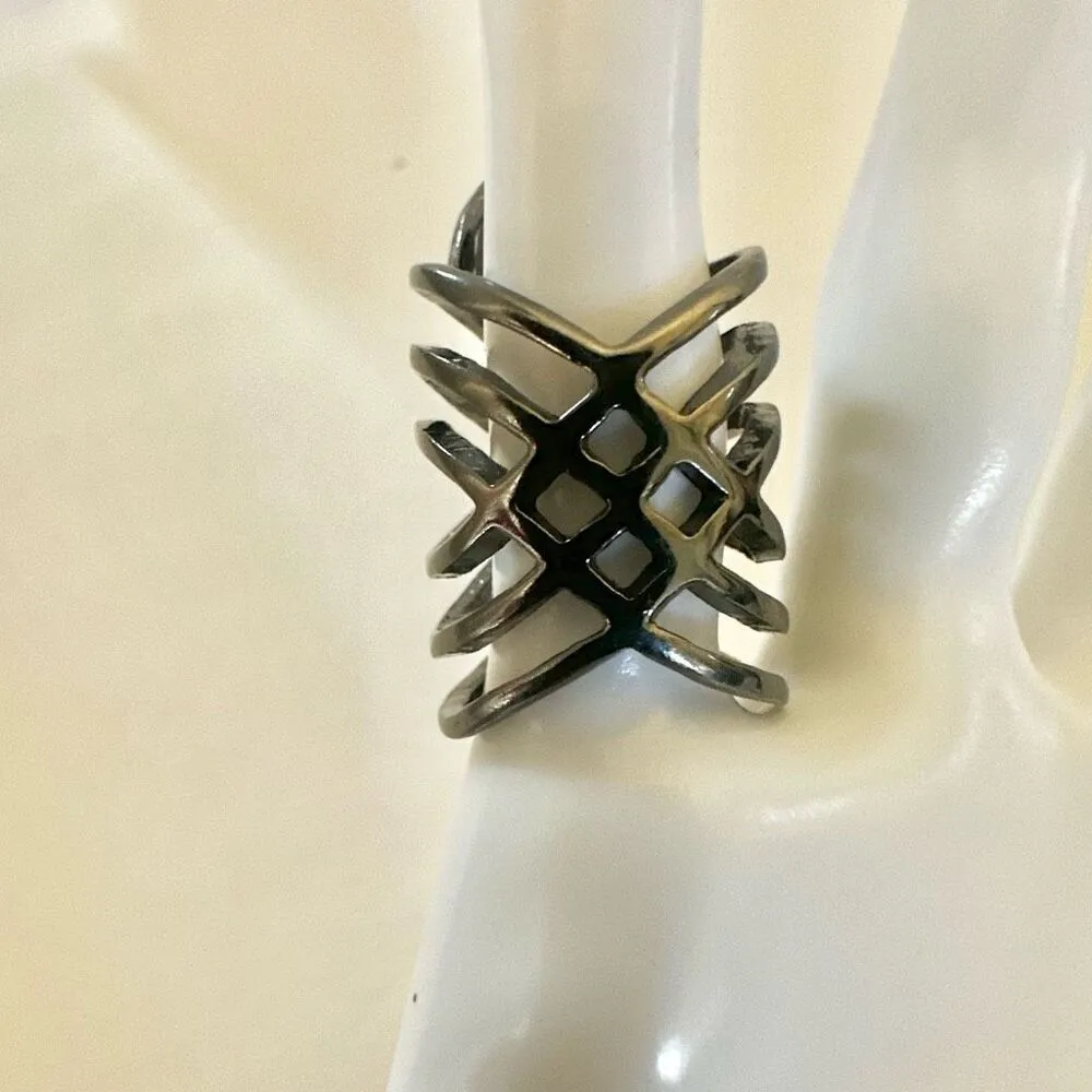 Long grey cocktail ring Gray - Image 3