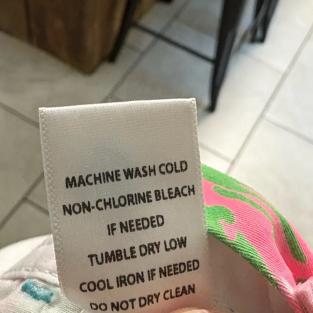 Lilly Pulitzer Big Flirt Pattern Callahan‎ Shorts Size 0 - Image 5