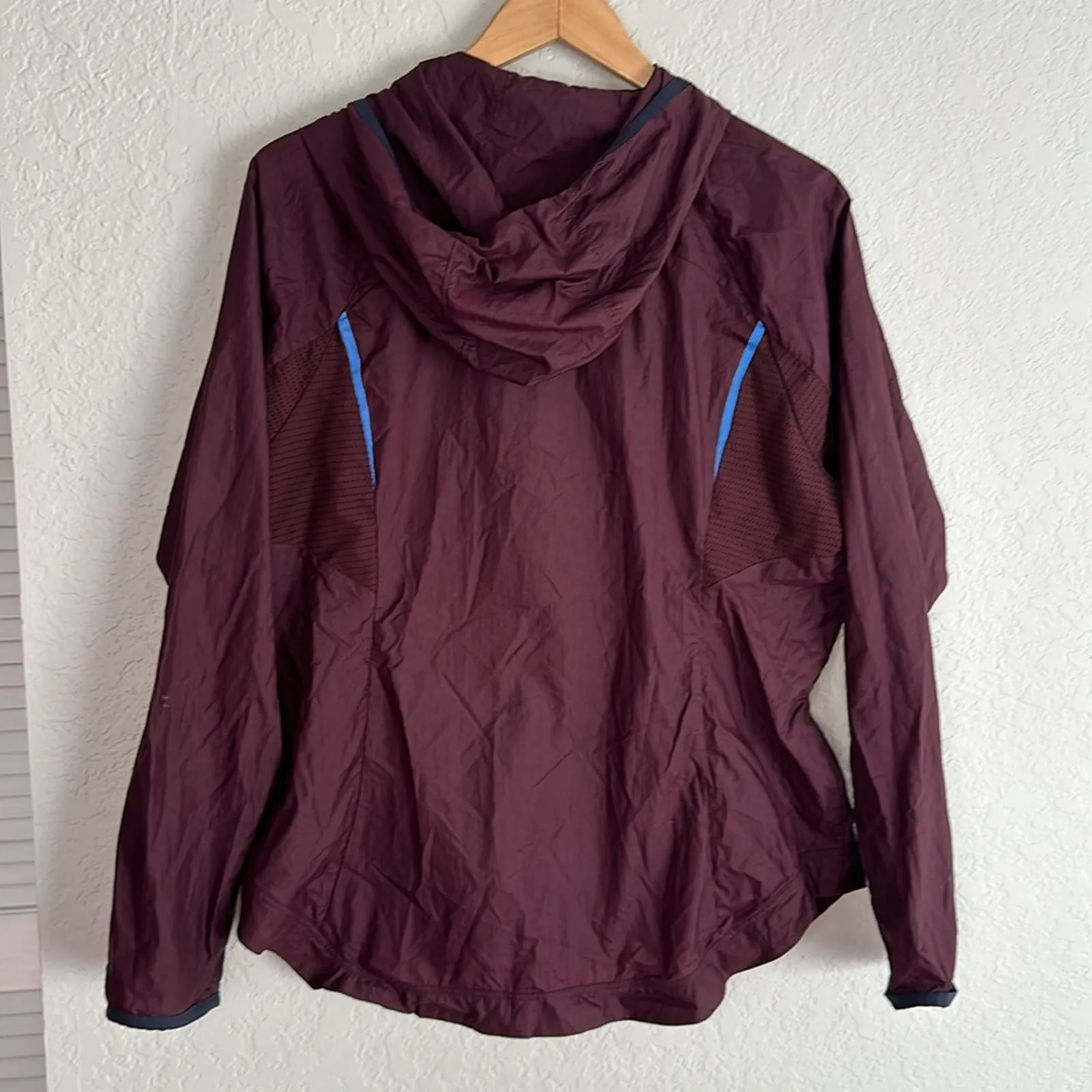 Athleta Stowe Hoodie Nylon Running Jacket Full Zip Purple Windbreaker Pockets - Image 6