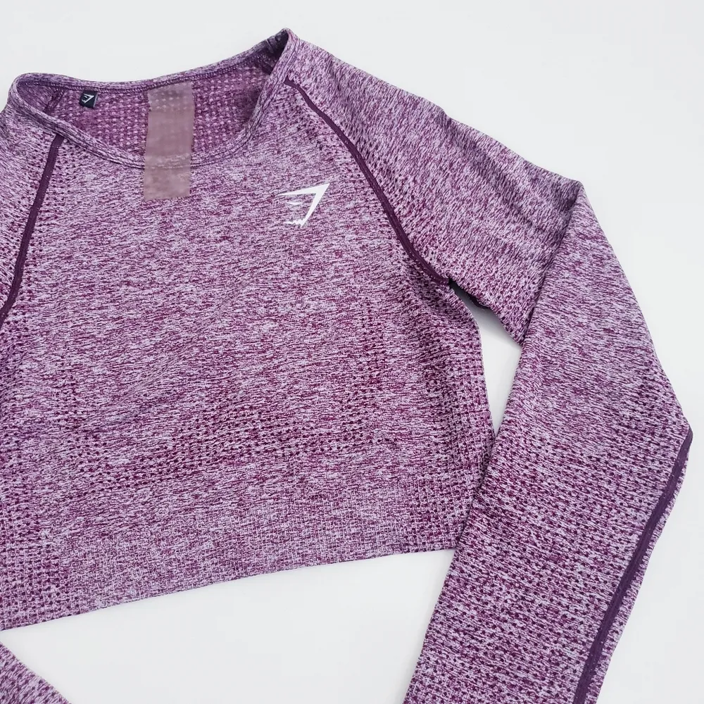 Gymshark Vital Seamless Long Sleeve Cropped Athletic Sports Top - Image 3