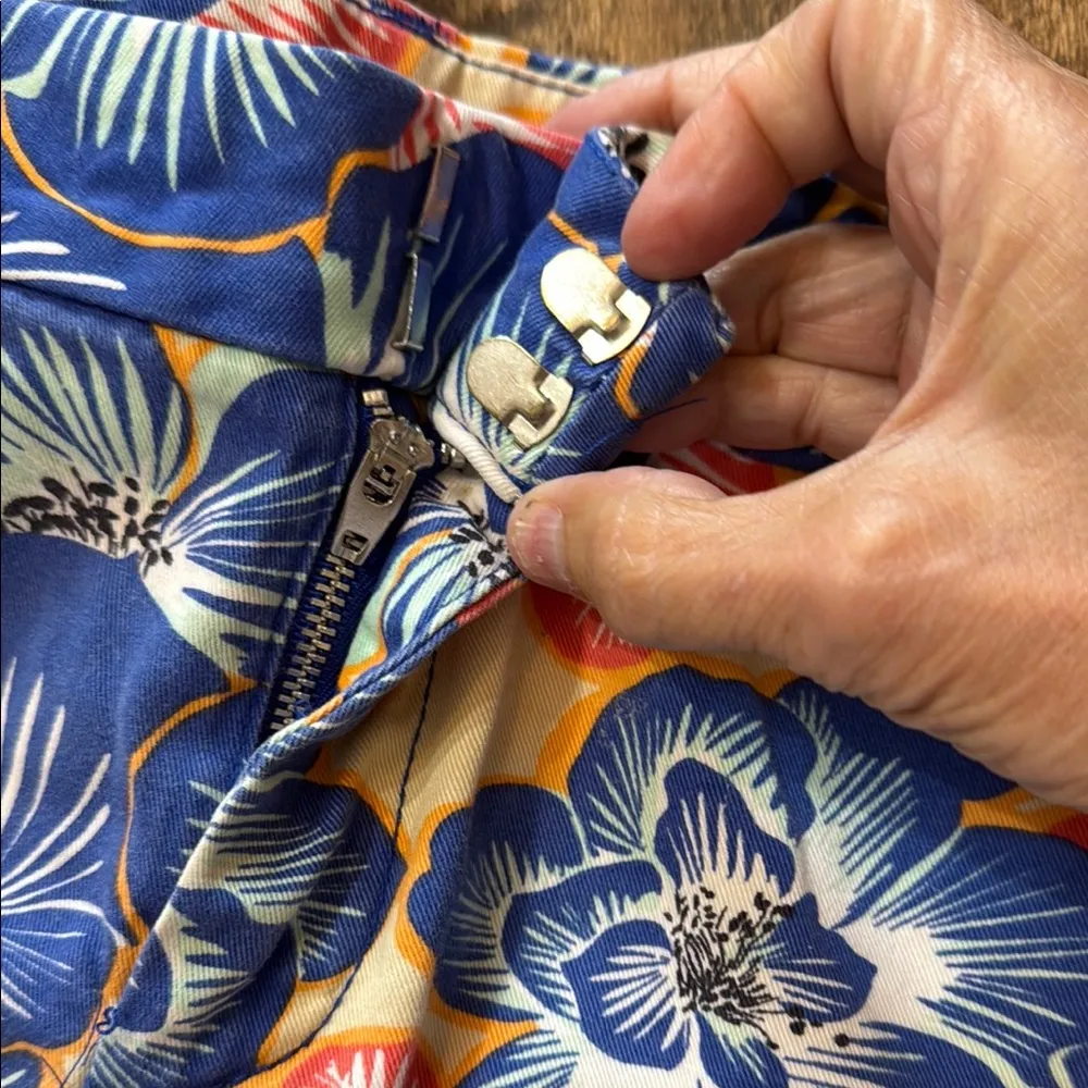 STYLUS Tropical Floral Print Shorts Size 10 Blue - Image 5