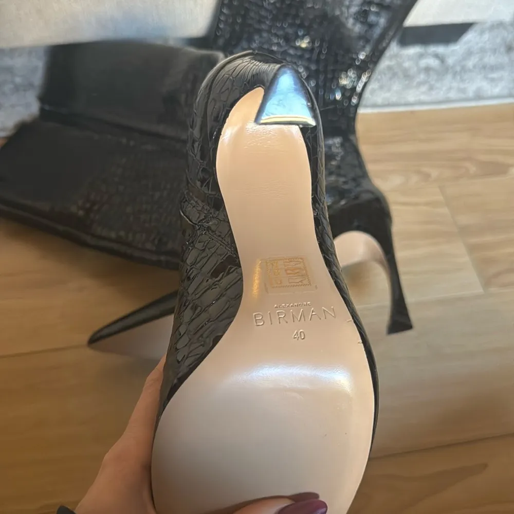 KYRA 100 CROCCO BOOT BLACK - Image 4