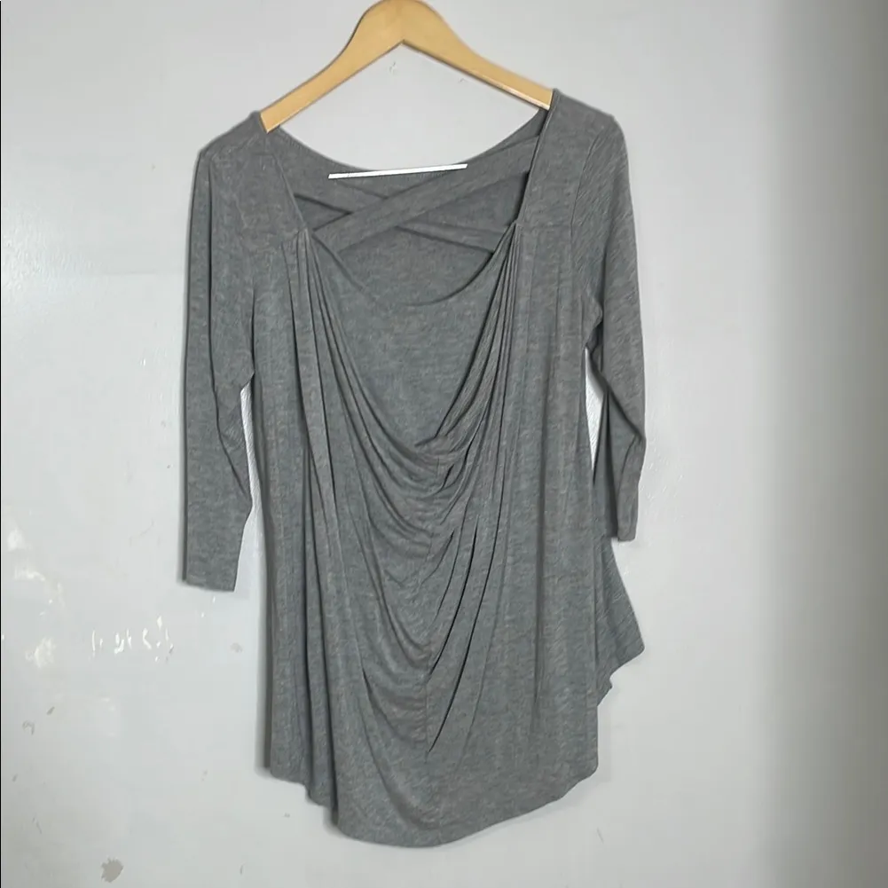 Kate & Mallory Asymmetrical Gray 3/4 Sleeve Tunic‎ - Image 2