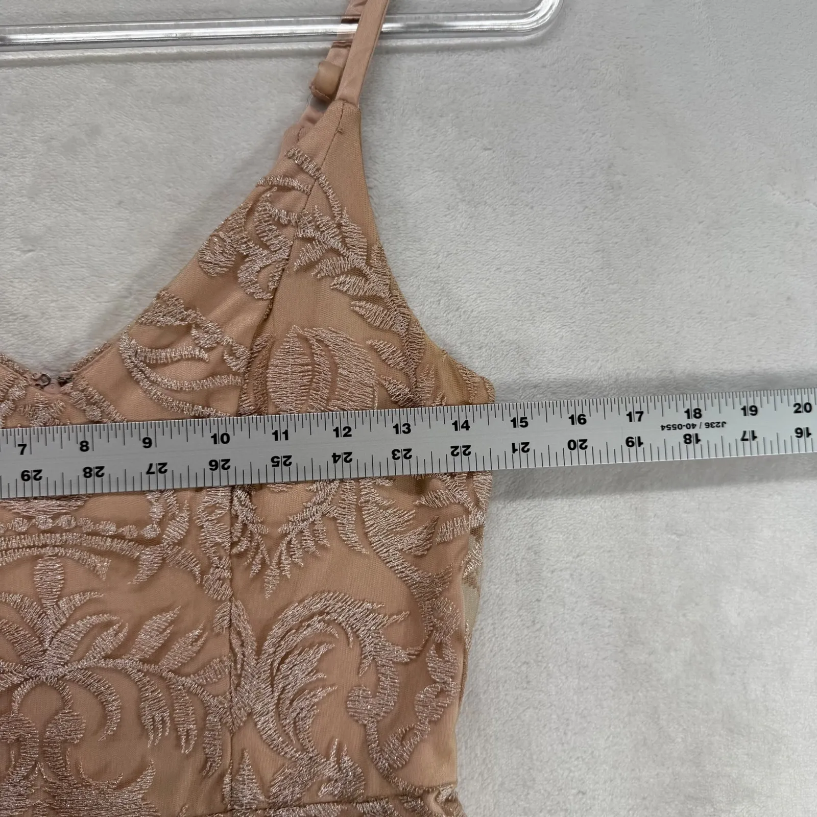 Windsor Dress Party Cocktail‎ Lace V Neck Sleeveless Fit Flare Beige jrs Size 3 - Image 2