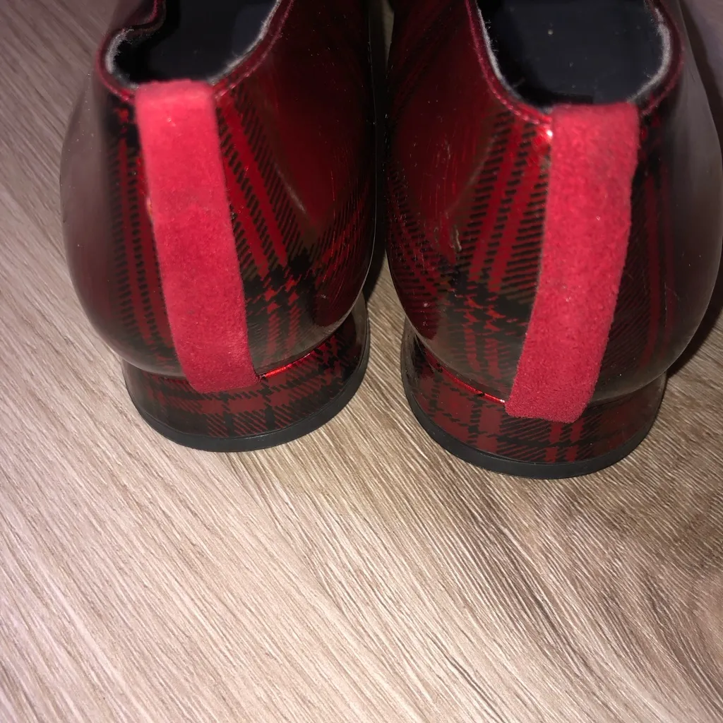 Stuart Weizman red loafers size 9.5AA‎ - Image 3