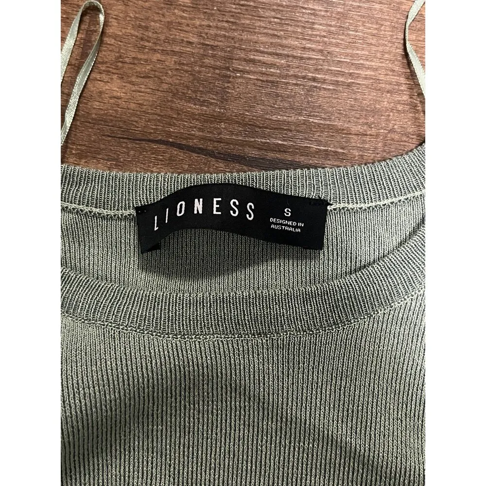 Lioness Military minds Sage green knit dress - Image 4