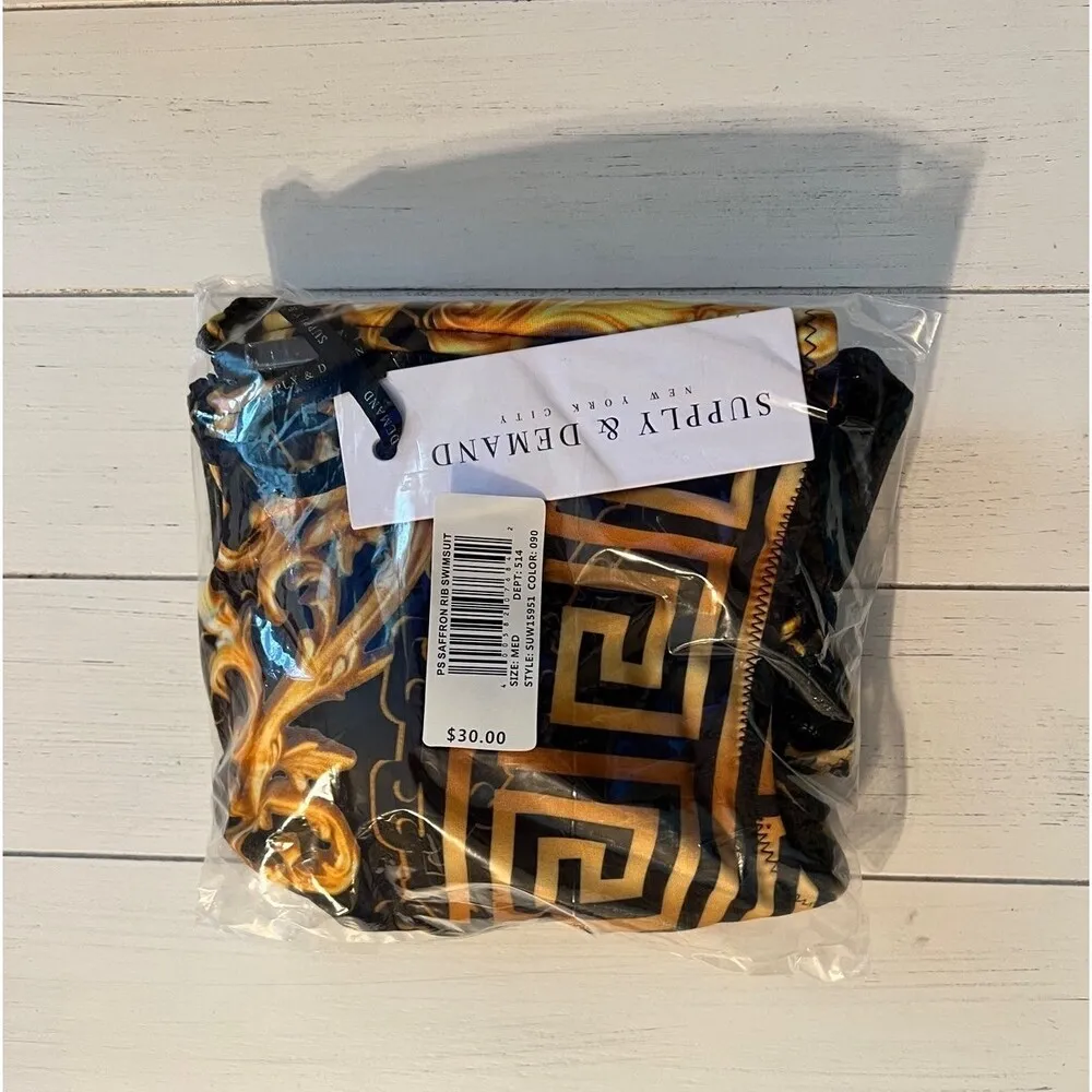 Swimsuit One Piece Women's M Black and Gold Zipper Swimsuit Cutout Women's M A1 Size M - Image 10