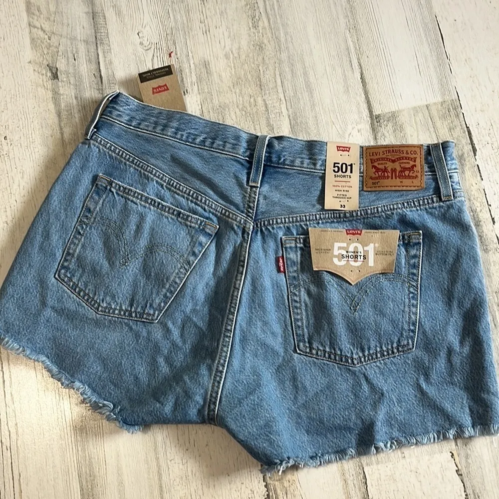 Levi's Levi’s 501 hi- rise shorts size 33.  NWT - Image 2