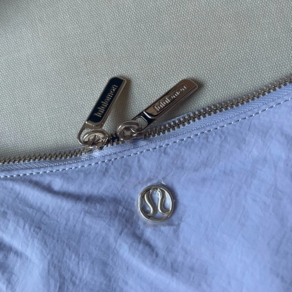 Lululemon Slouchy Sling Bag 6L *Metal Hardware - Serene Blue - Image 4