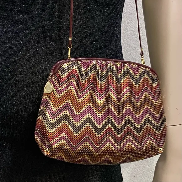 Vintage WHITING & DAVIS Plum Metallic Chevron Mesh Crossbody Shoulder Purse Bag - Image 1