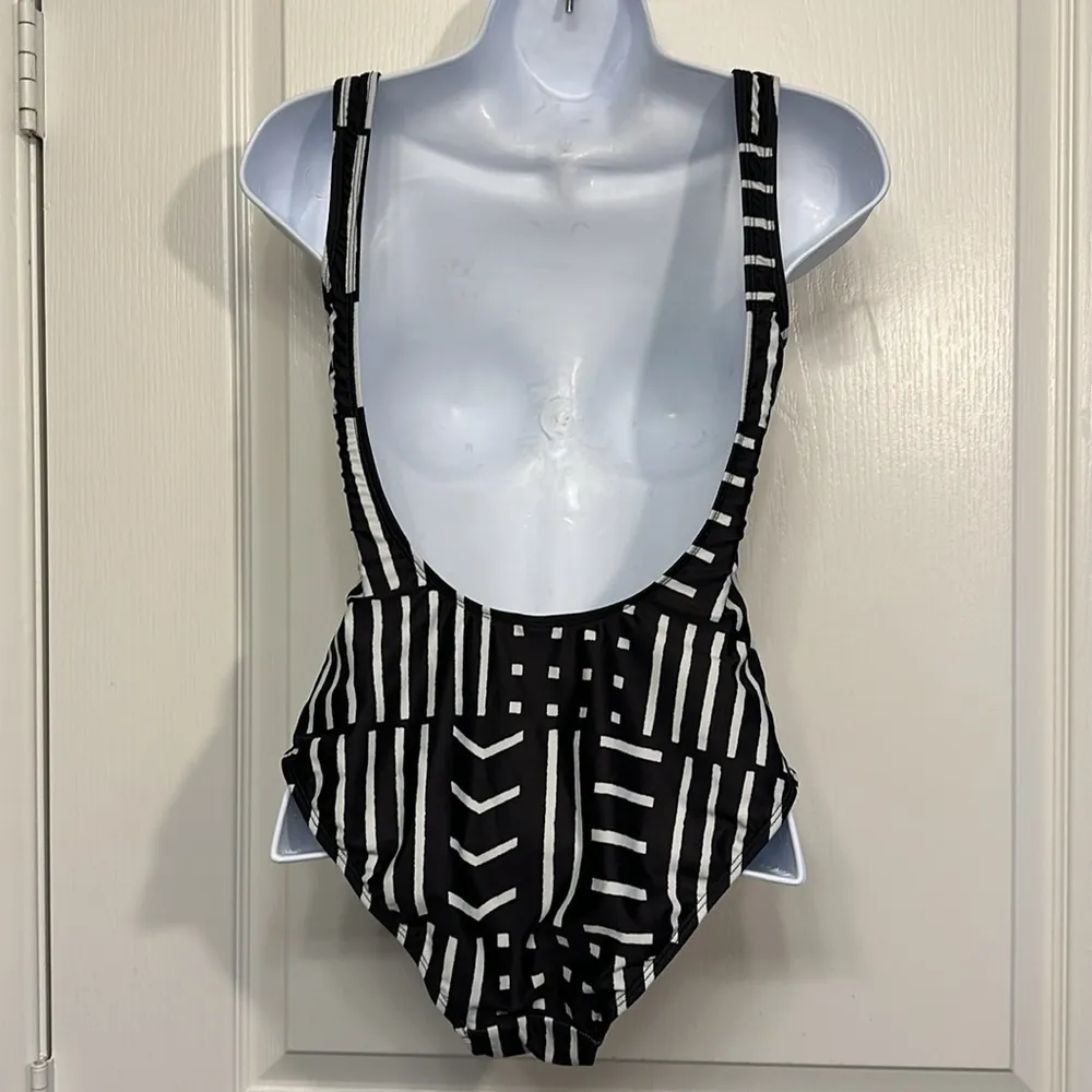 Women's Madewell x Giejo Collab Black White Swimsuit Size XS EUC #6939 - Image 5