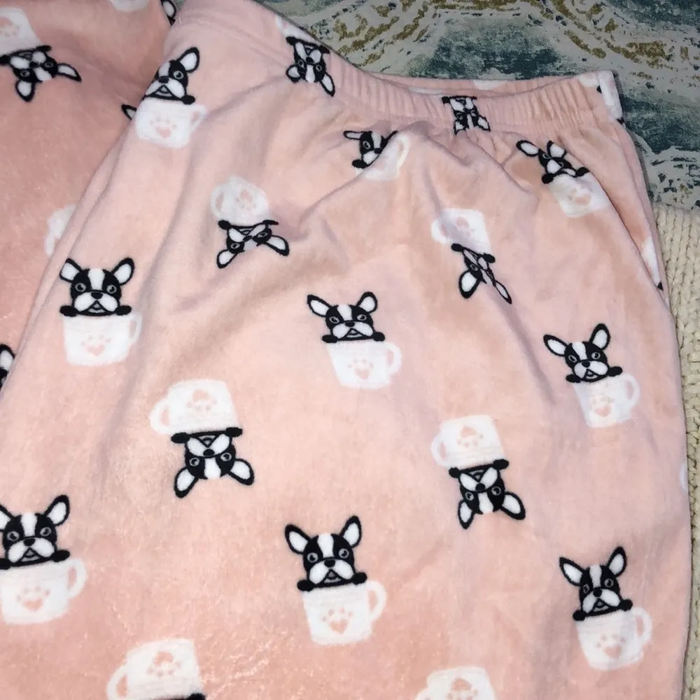 Como Vintage pink soft pajama pants size large dog puppy print - Image 5