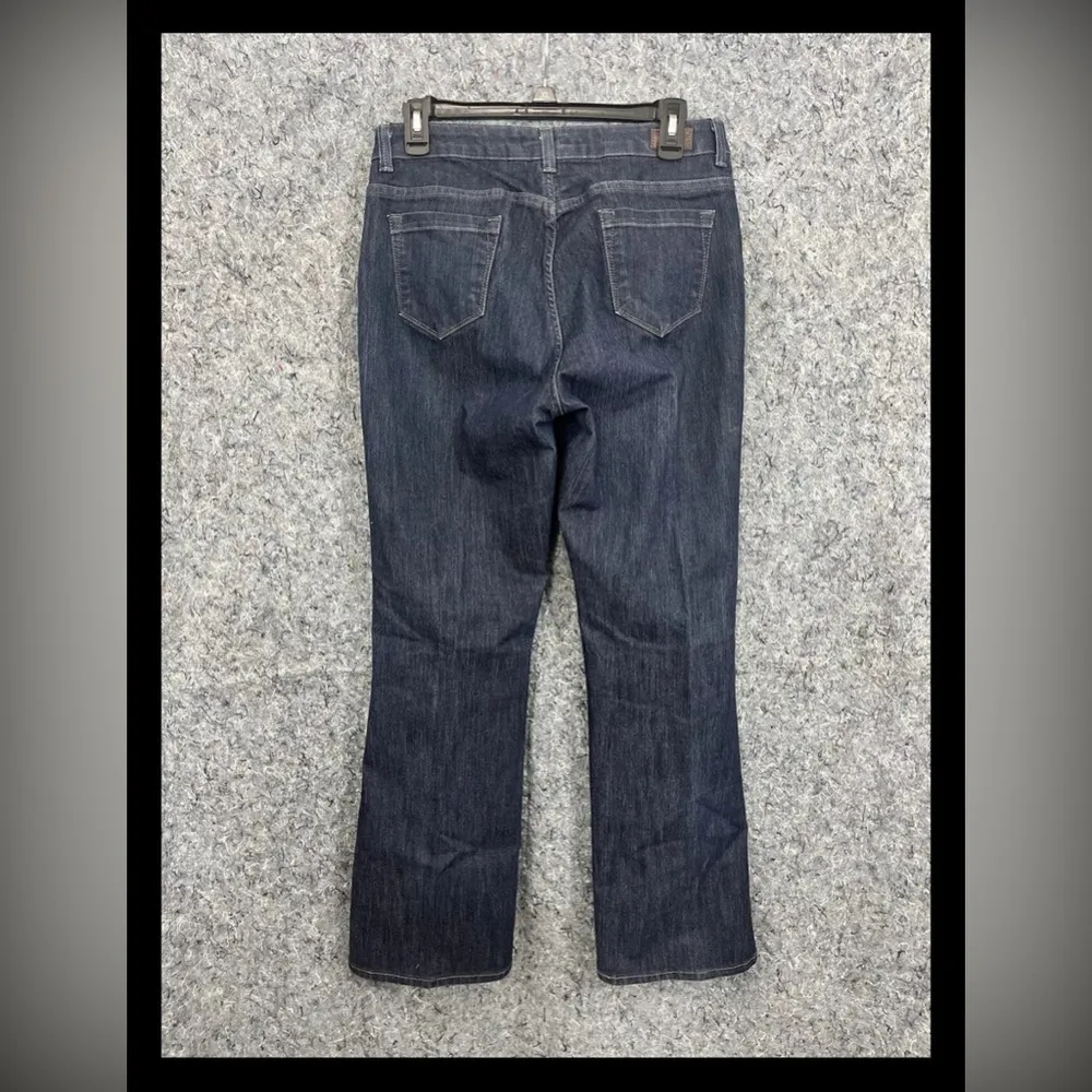 Riders Women’s Classic Style Blue Jeans Bootcut Size 8 m - Image 2