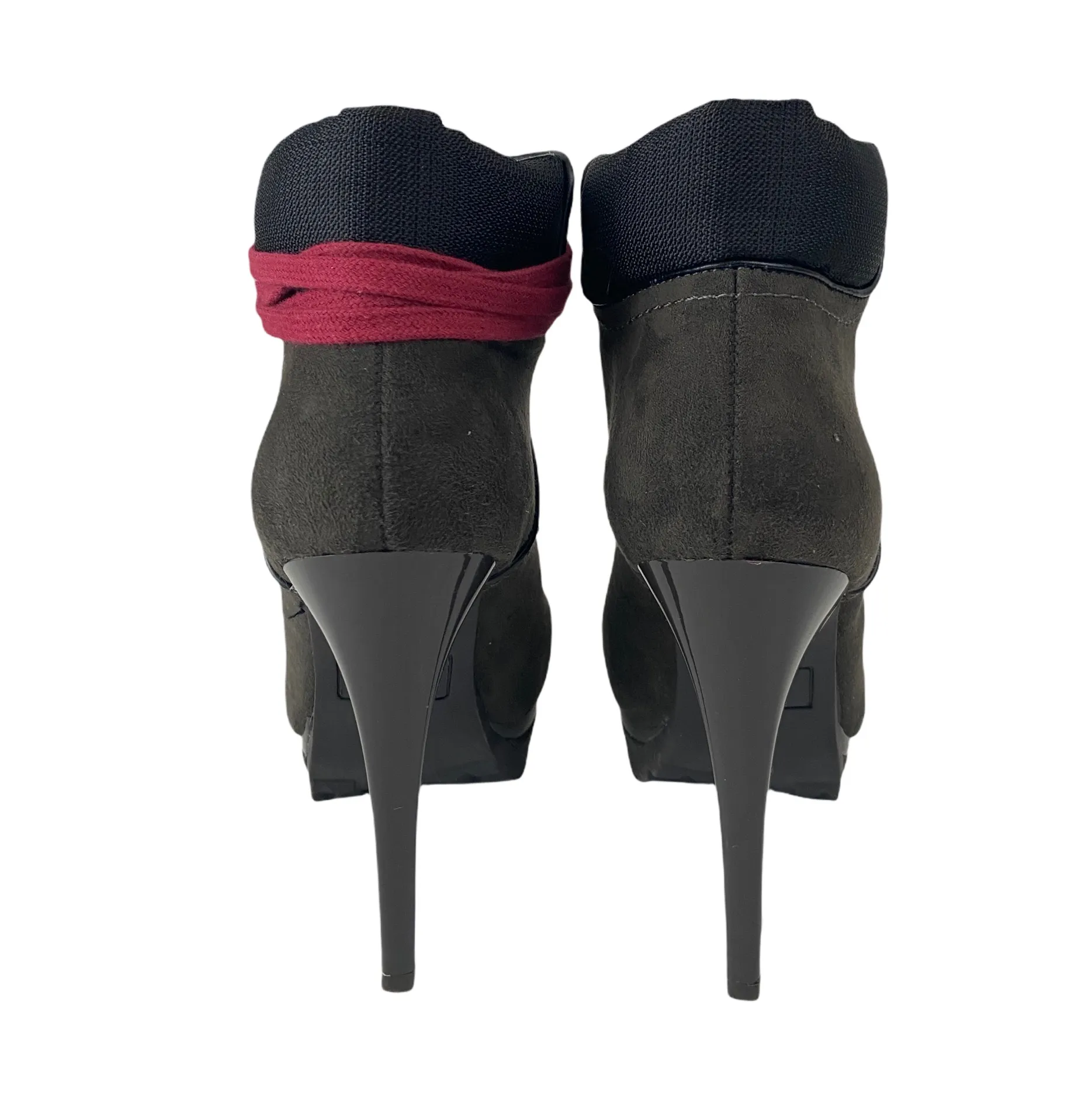 E NWOT Lace Up Heeled Hiking Boots - Image 4