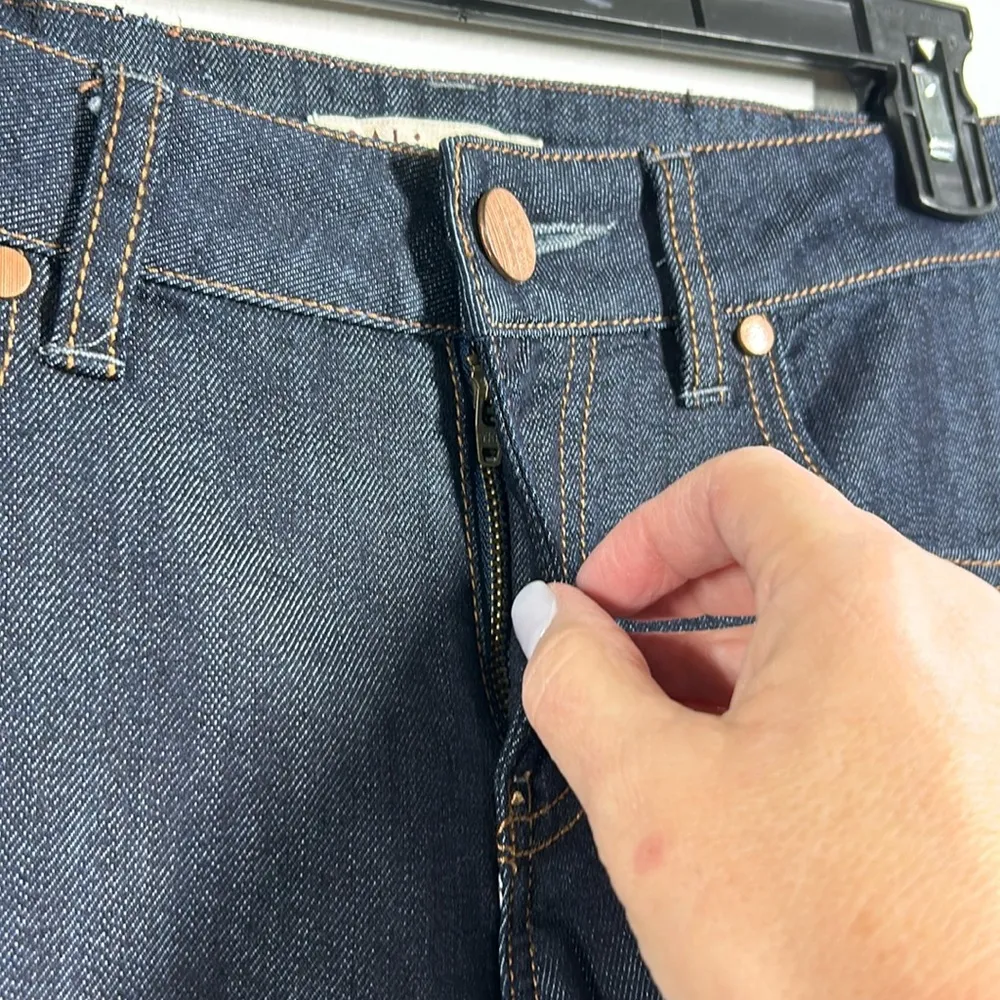 Cabi Jeans #203L Boot Cut Size 2 Dark Wash - Image 4