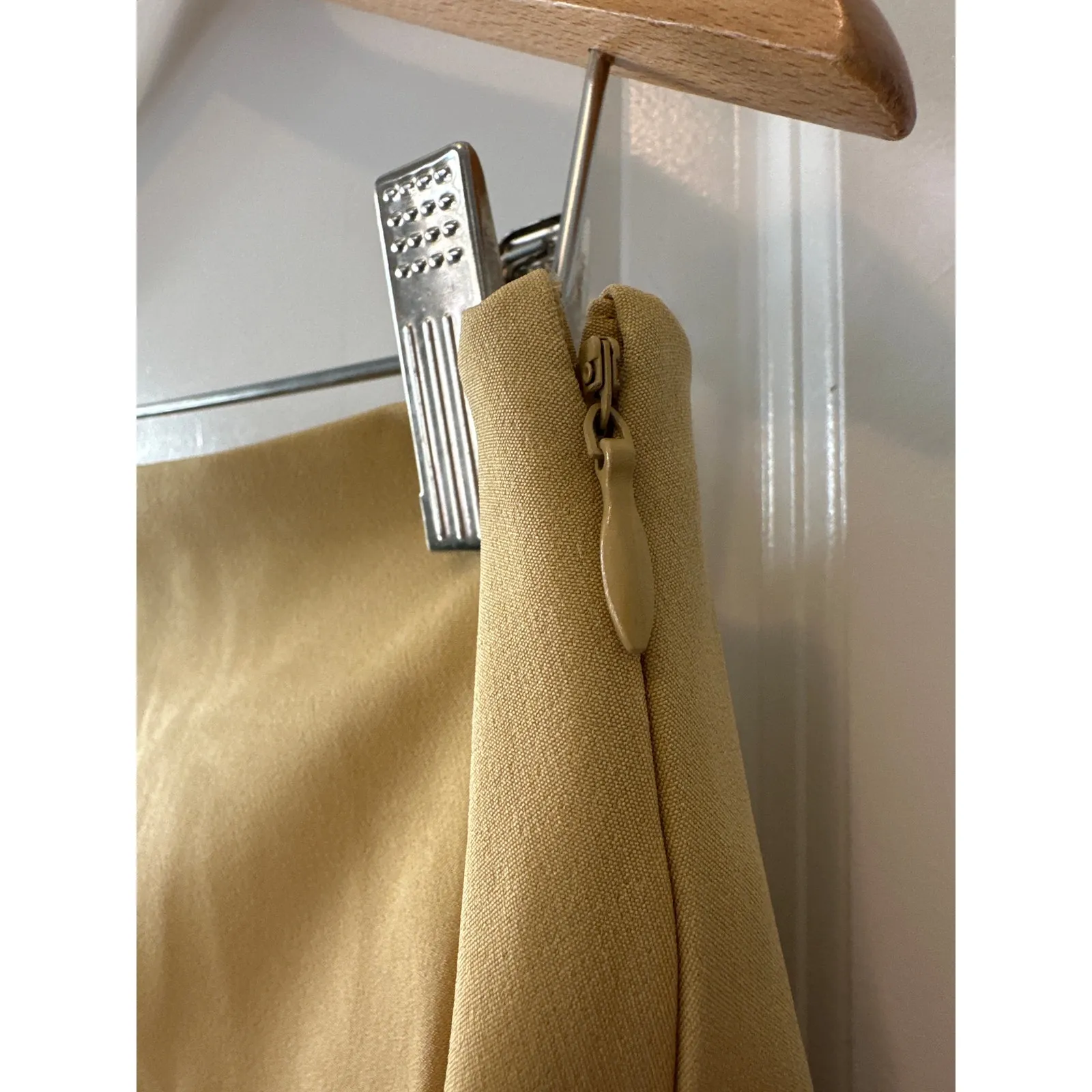 Anthro Maeve Layered Shirttail Midi Skirt Tan/White NWT Size M - Image 8