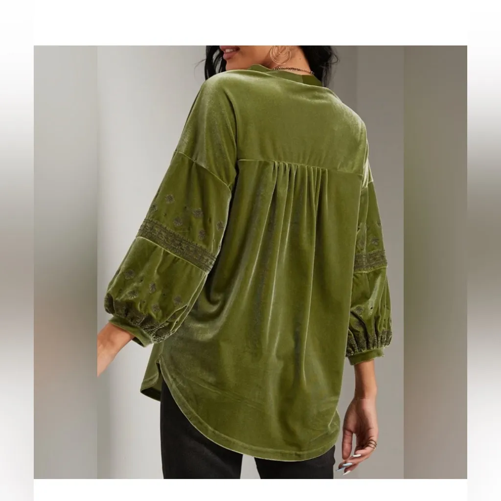 Elegant Olive Velvet Button - Image 2