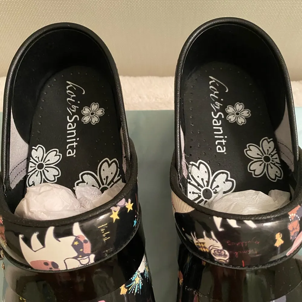 Koi By Sanita Women's Fancy Party Patent Leather Nursing Clogs BRAND NEW Size 8 - Image 5