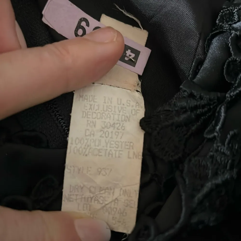 Unite Black Evening Gown With Lace Bodice and Bow in Back Size undefined - Image 3