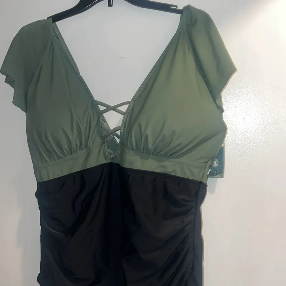 Blooming Jelly Women's Plus Size One Piece Swimsuit Tummy Control 3X 16-18 - Image 5