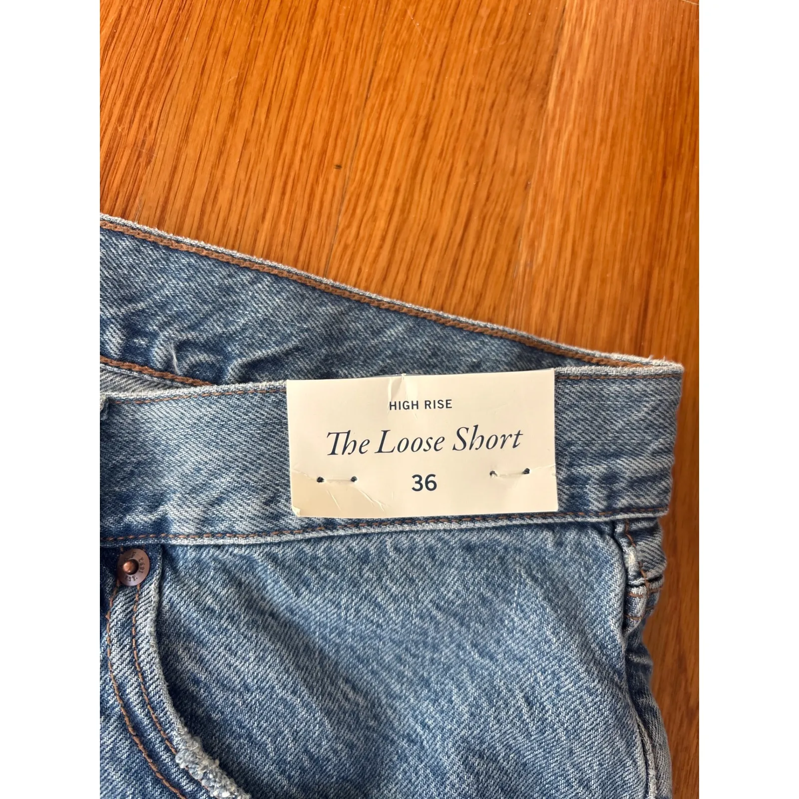 Abercrombie Fitch The Loose Short High Rise Denim Cutoff Frayed Hem Size 36 - Image 2