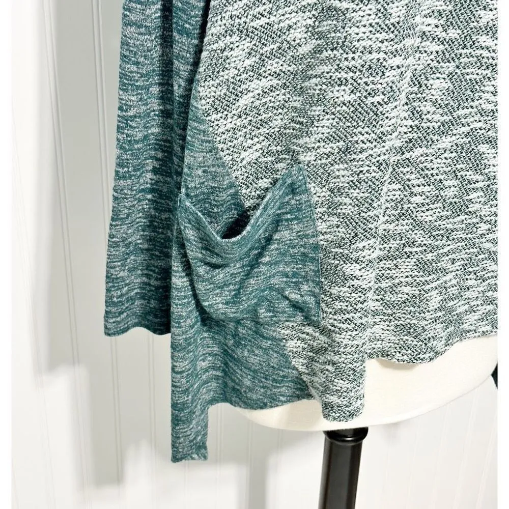 Logo by Lori Goldstein Women's Long Sleeve Pullover Tunic Top Green Size Medium - Image 3