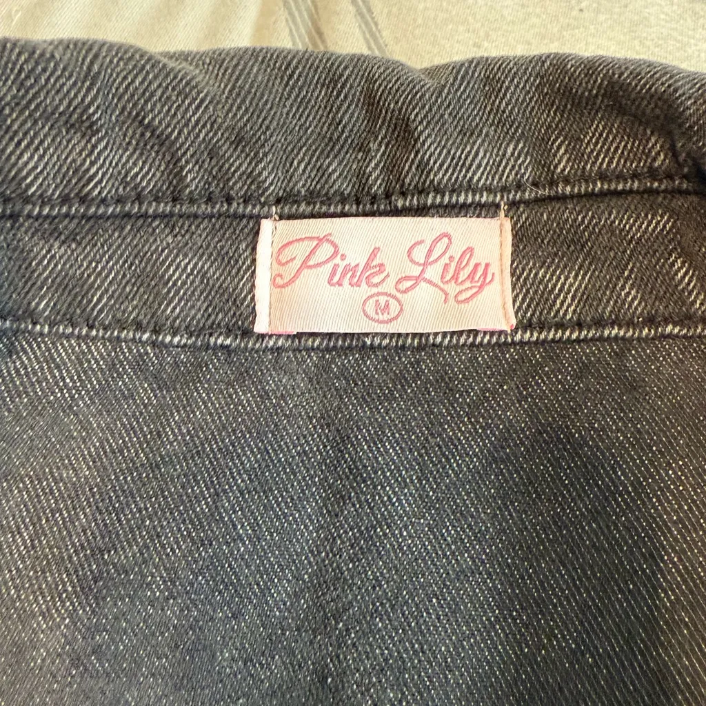 Pink Lily walk the walk black acid wash Denim Jacket - Image 4