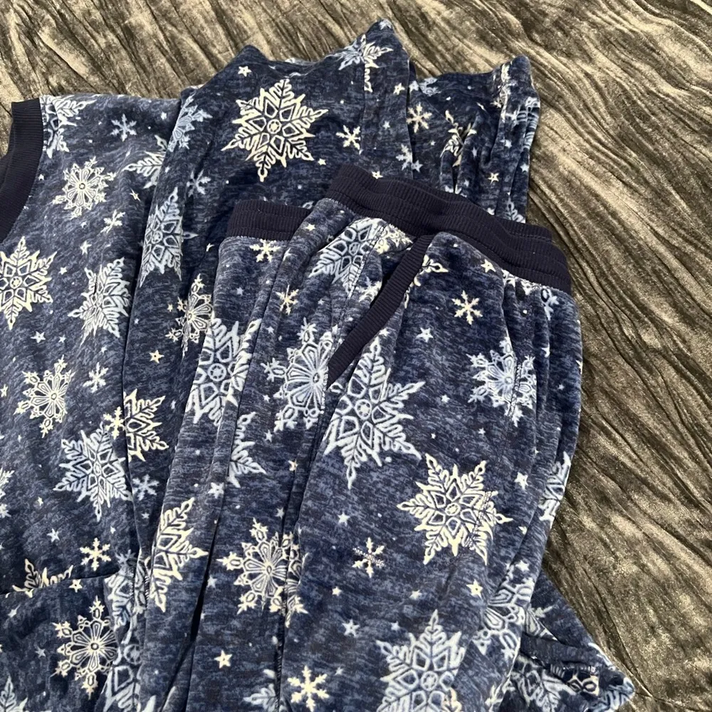 Snowflake Print Pajama Set by Nautica - Image 2