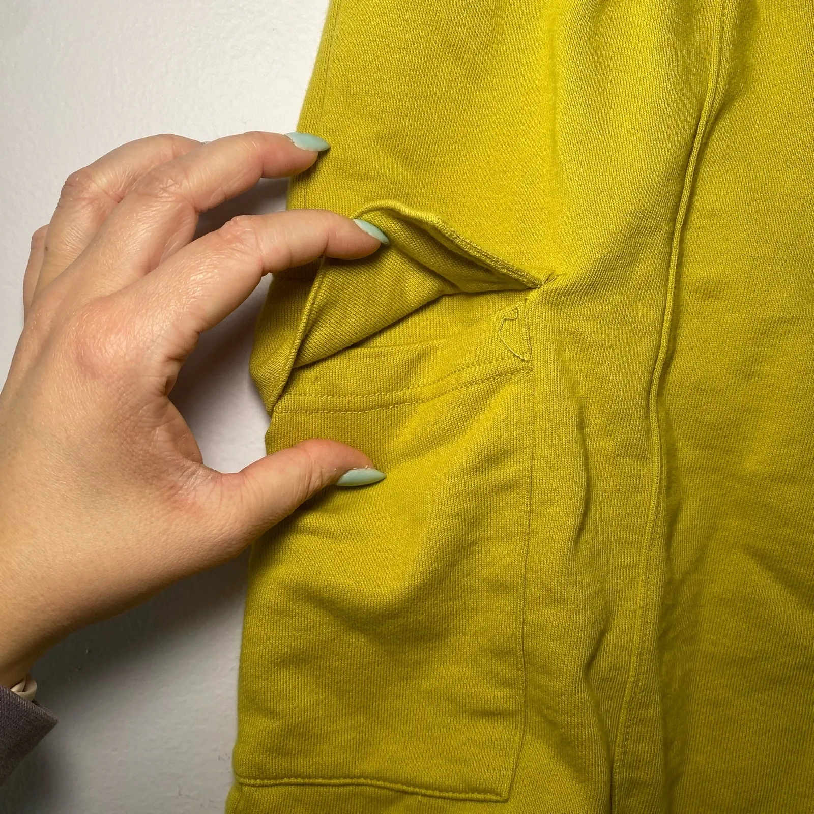 Daily Practice Anthropologie Lime Green Cropped Top Sweat Set Women's size Large - Image 10