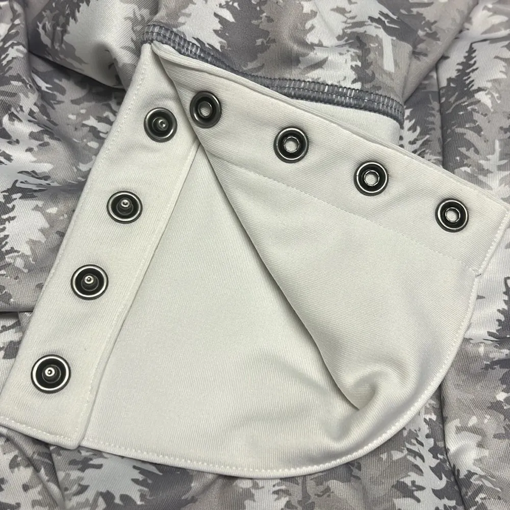 Under Armour Women’s Fitted Pullover W/ Long Sleeve Snap V-Neck & Sleeves- Med - Image 11