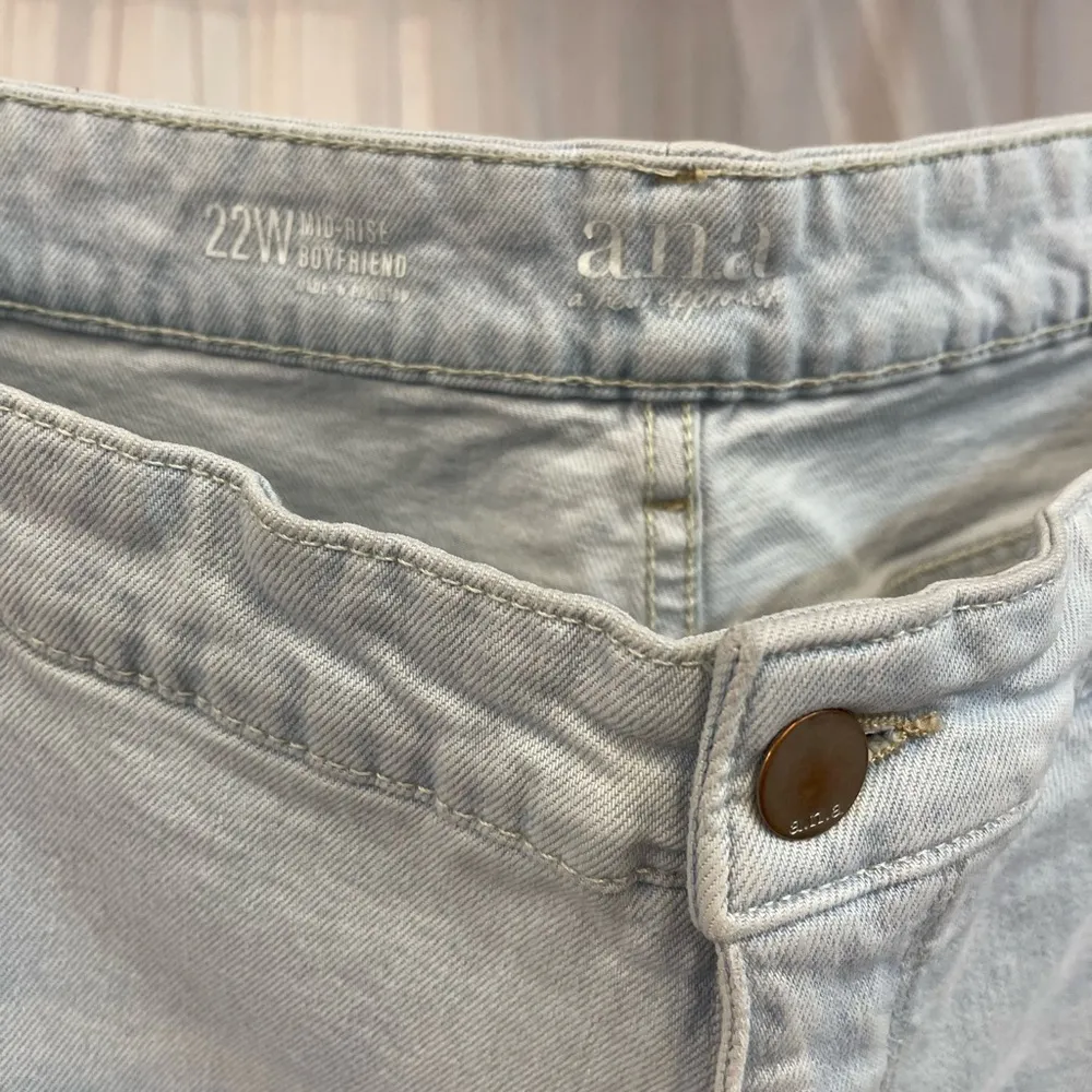 A.N.A 22W Boyfriend Jeans Mid Rise Light Wash Distressed Raw Hem - Image 3