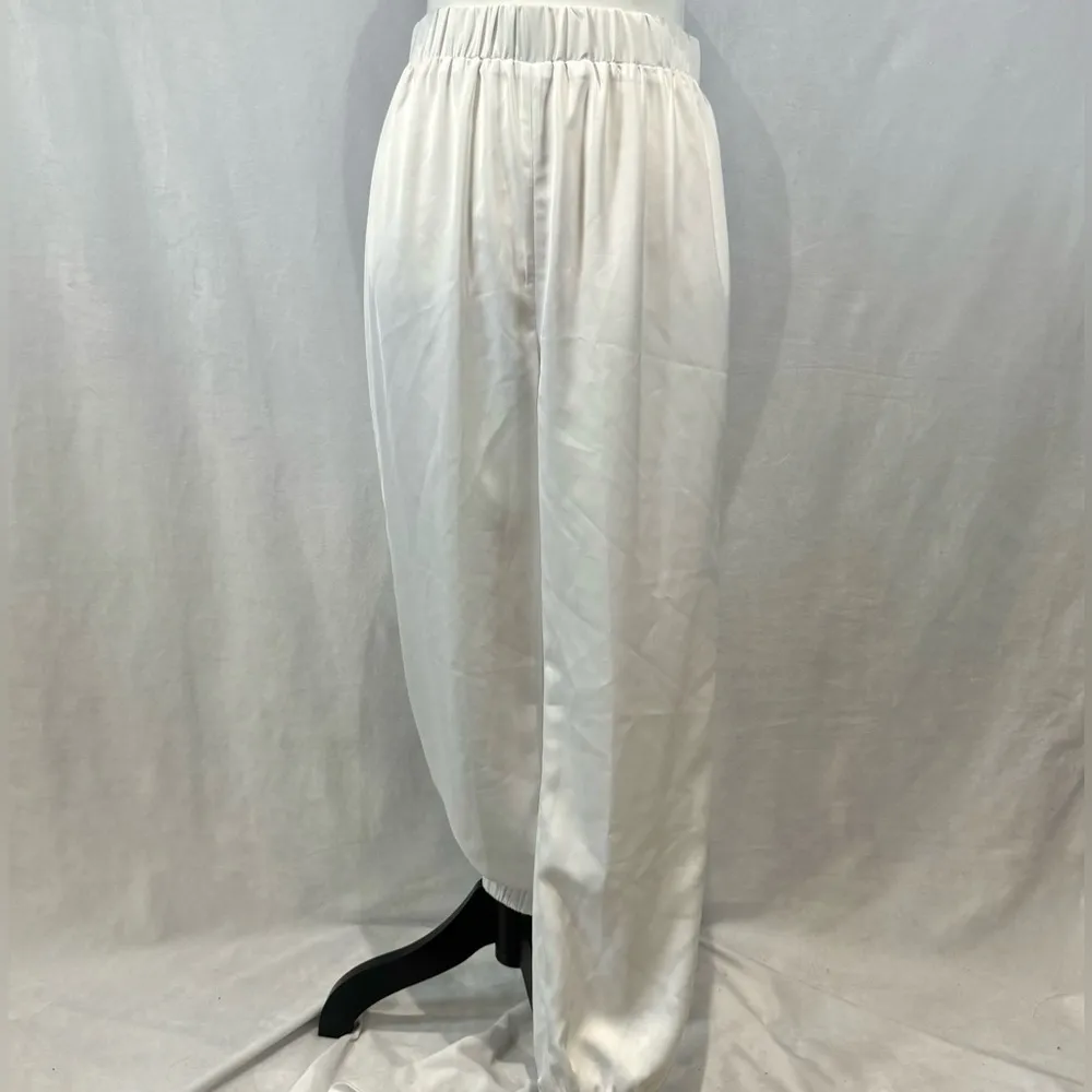 white satin star struck joggers size small NWT - Image 2