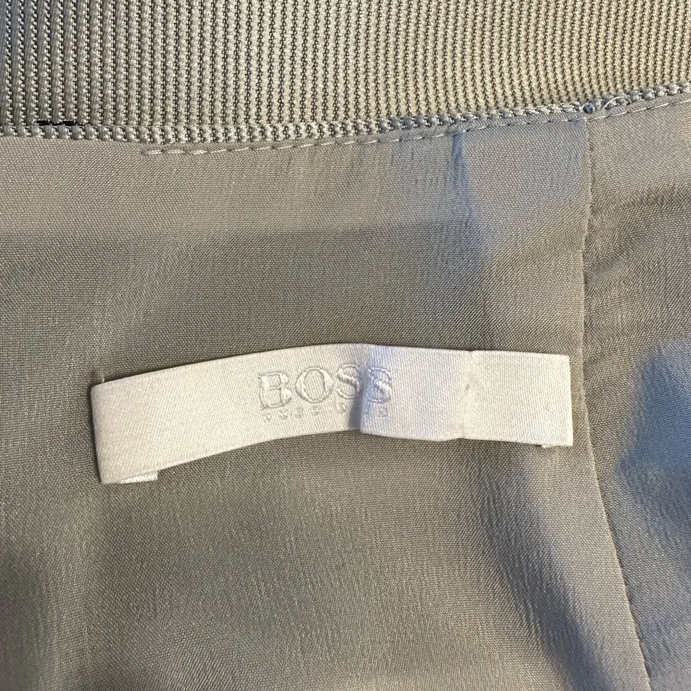 Boss Hugo Boss Vistripy Textured Stripe Neutral Pencil Skirt size US 8 - Image 10