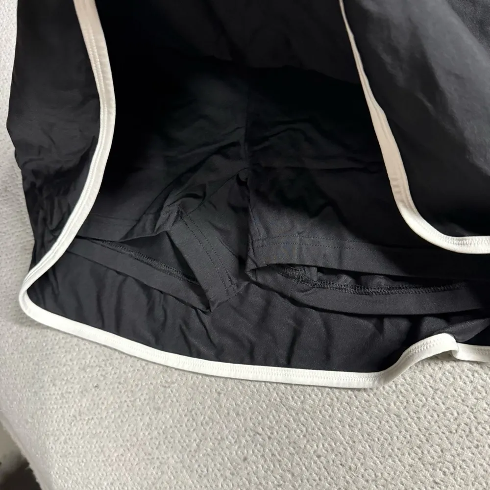 Adidas women’s black pull on athletic active athleisure skort size large EUC - Image 5