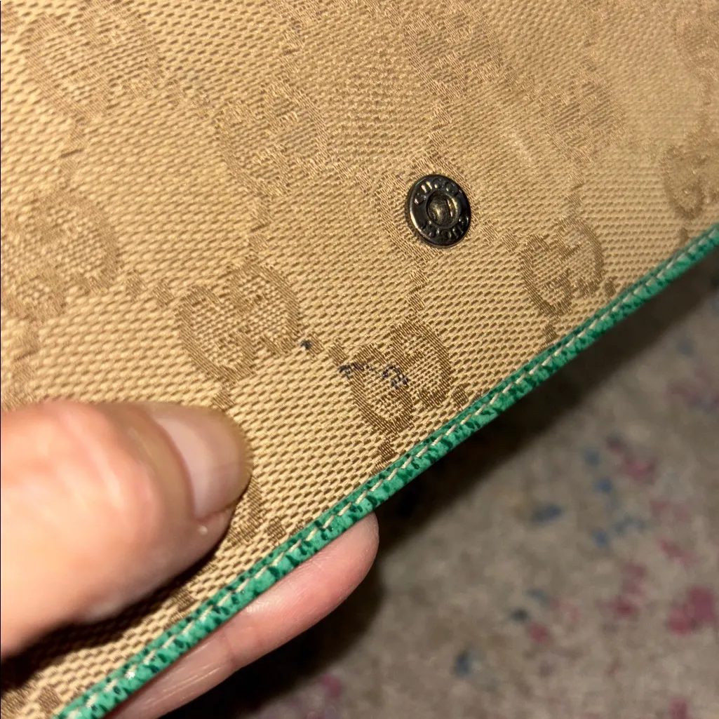 Gucci Wallet - Image 8