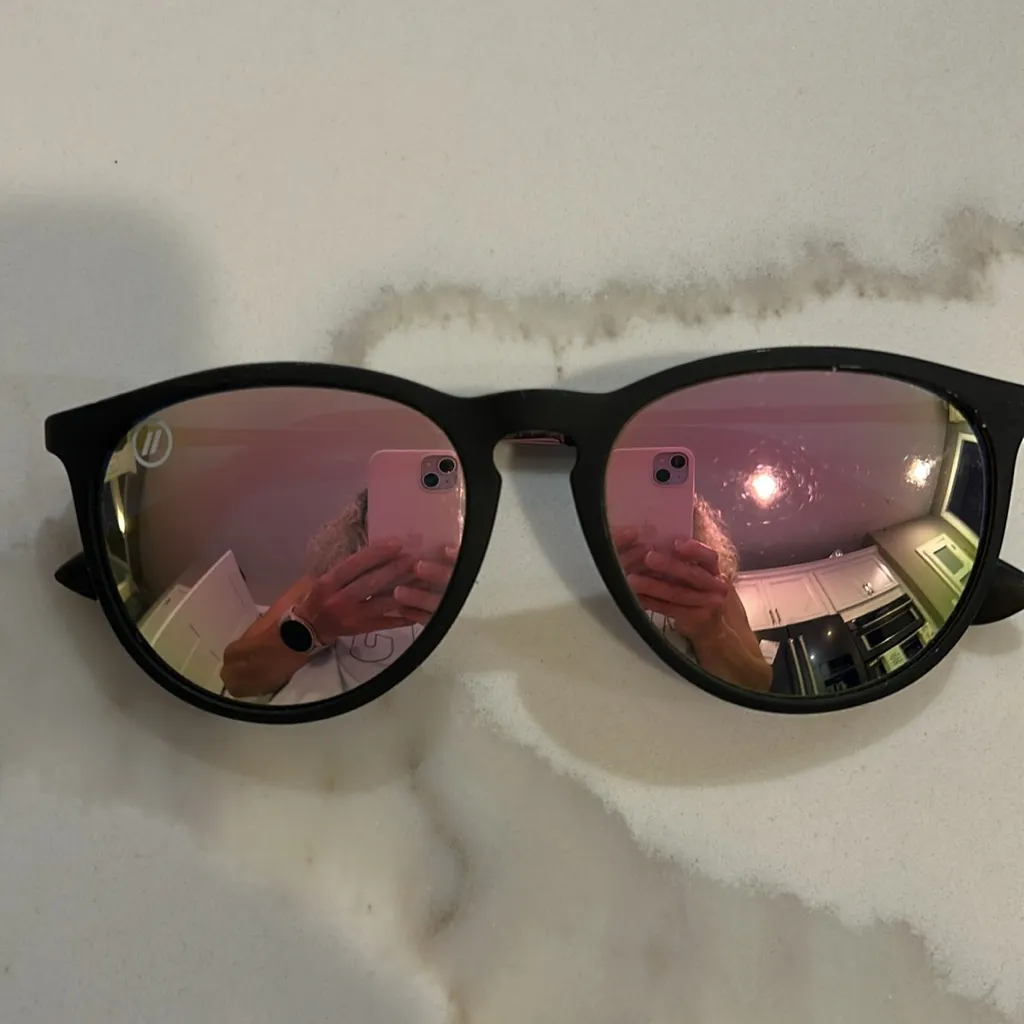 Blenders sunglasses - Image 2