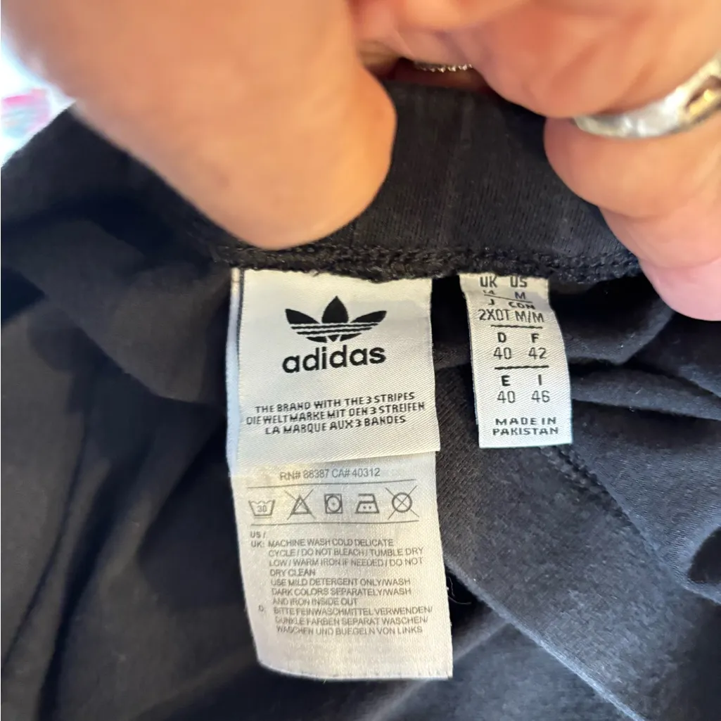 Adidas Original Women’s BERLIN LEGGINGS - Image 13