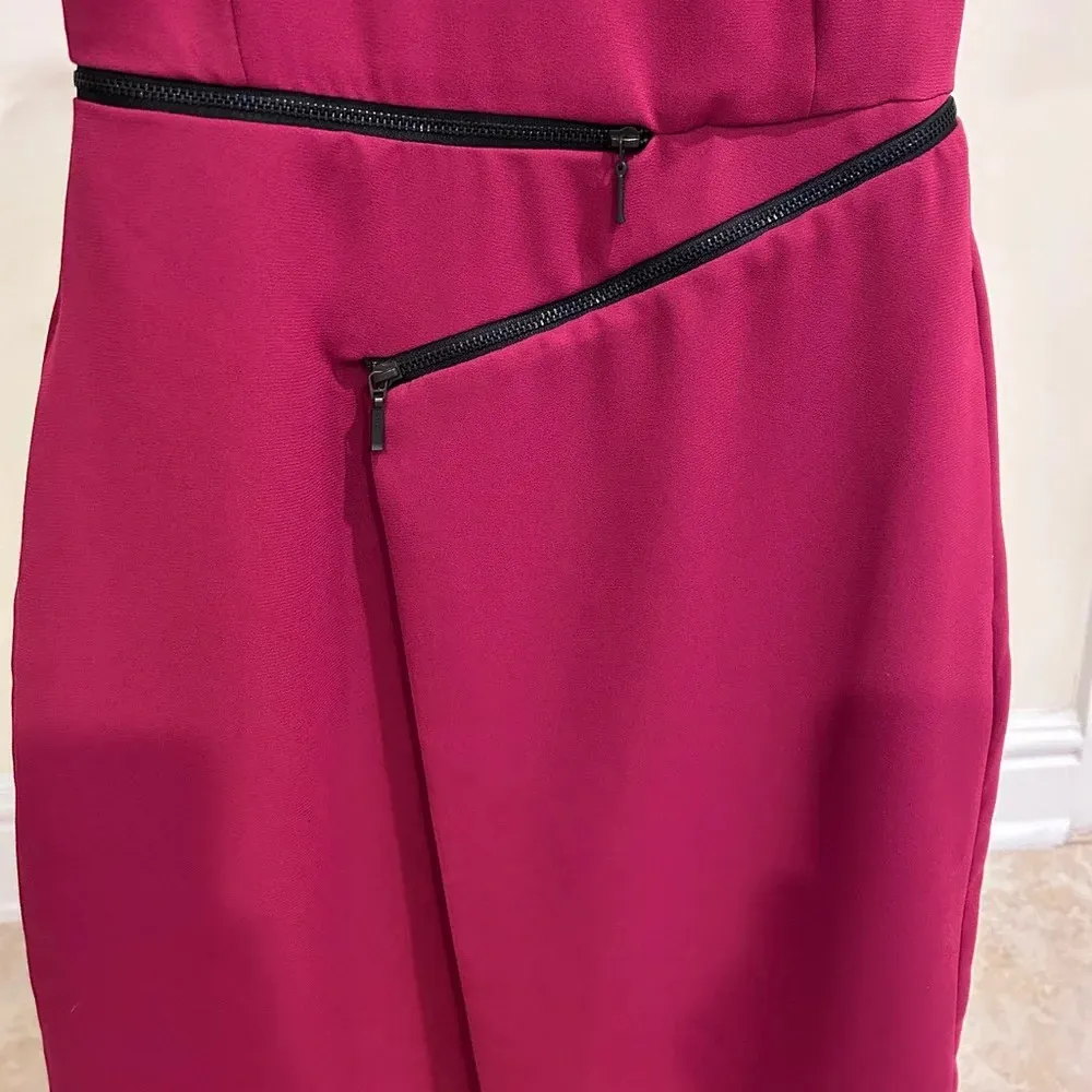 BCBGeneration Asymmetric Zipper Mini Cocktail Dress Burgundy Wine Petal Sleeve 2 - Image 4
